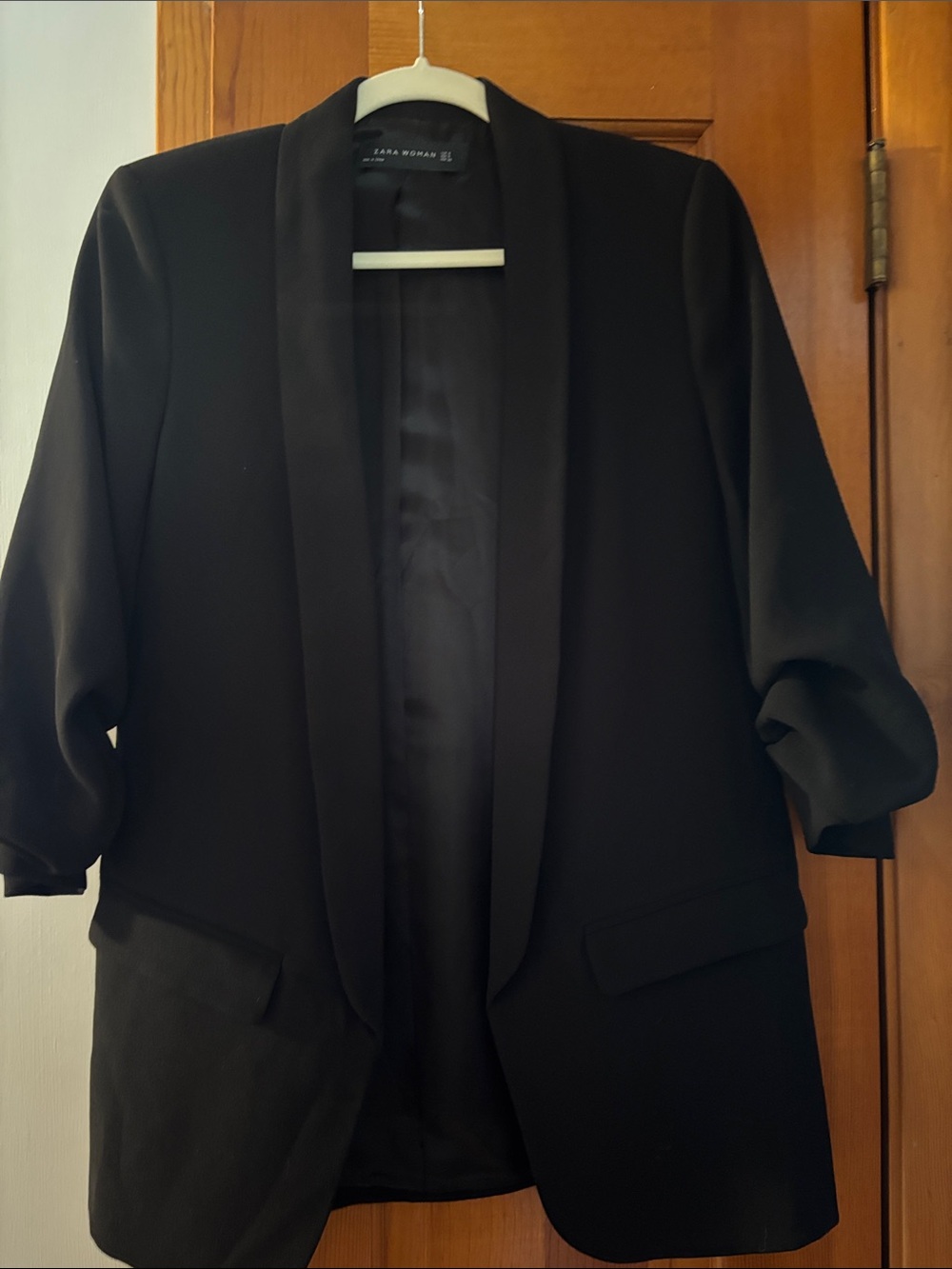 Zara Black Open-Front Blazer with Shawl Lapel. Size Small